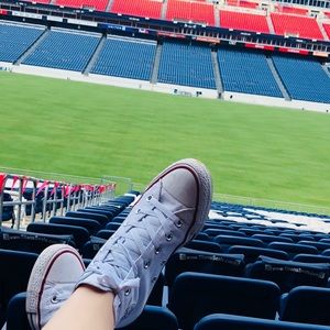 High top white converse!